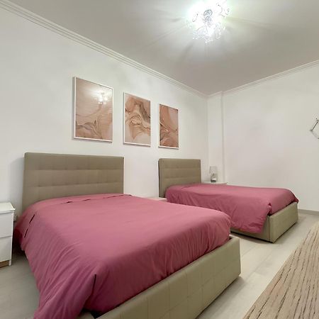 Grace'S Mirror Apartment Rome Bagian luar foto